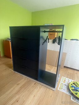 Šatní skříň - 4