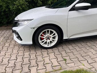 OZ Racing - 4