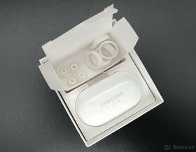 Sluchátka Samsung Galaxy buds + - 4