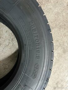 285/70 r19,5 Záběrové pneu CrossWind 285 70 R19,5 + - 4