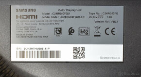 Monitor Samsung C24RG50FQU s poškozeným panelem - 4