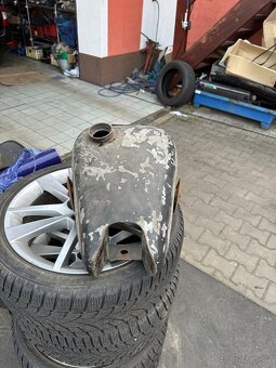 NSU 201/251 OSL - Nádrž - 4