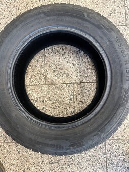 195/65R15 - 4