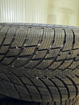 Pneumatiky Nokian 215/50 R 18 - 4