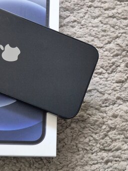 iPhone 12 256gb baterie 92% - 4
