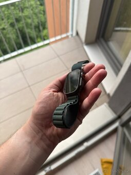 Apple Watch Ultra 2 - 4