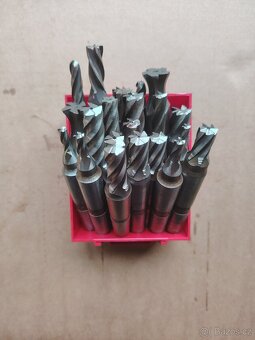 Sada fréz HSS – 200 ks, různé průměry, ČZ - 4