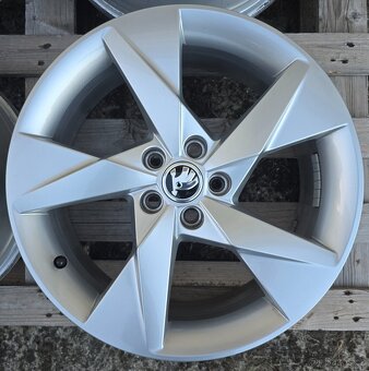 ORIGINÁL ŠKODA HLINÍKOVÉ DISKY 5x100 R17 - 4