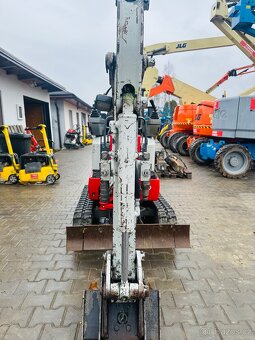 Pásové rypadlo Takeuchi TB 210 - 4