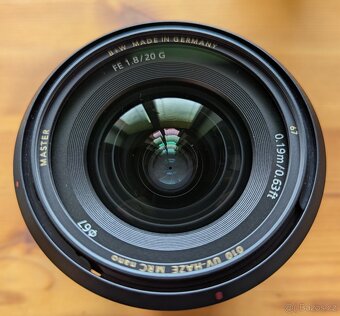 Sony FE 20mm f/1.8G - 4
