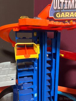 Hot wheels garáž T-Rex - 4