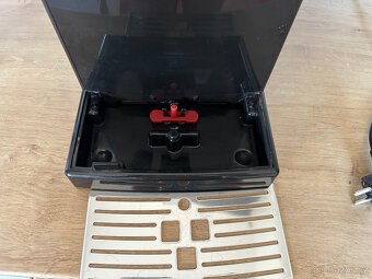 Automatický kávovar Philips EP3360 - 4