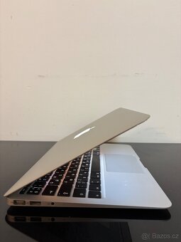 MacBook Air 13 (2012) - I7, 4GB RAM, 128GB SSD - 4