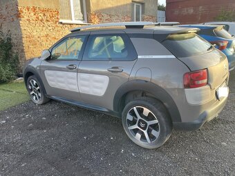 Citroen C4 Cactus 1.2 60kw, r.9/2014, klima - 4