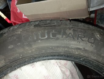 Pneu 205/55 R 17 - 4