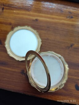 Starozitna pudrenka zn. Stratton - England - 4