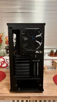Fractal Design Define R6 Tempered Glass, USB- C - 4