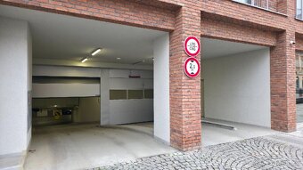 parkovací místo - 4