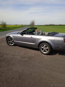 Ford Mustang cabrio - 4