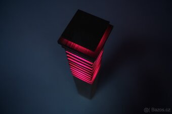 Ručně vyráběná dřevěná lampa z jasanu – design, atmosféra, t - 4