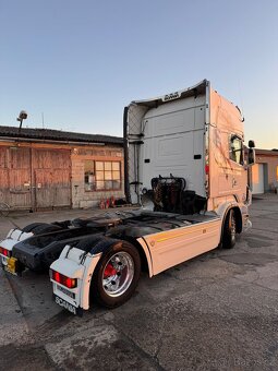 Scania R560 V8 topline lowdeck retarder manual - 4