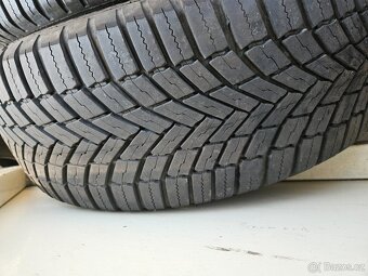 185/60 R15 88V Bridgestone - 4