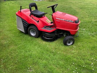 Zahradní traktor Honda 2114 - 4