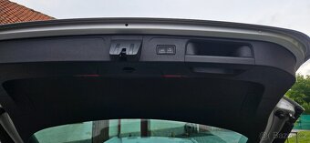 Prodám VW Passat B8 variant 2.0 TDI 140 kW, 4MOT DSG highl - 4