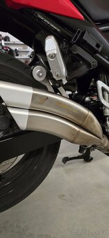 Suzuki GSF 650 - 4