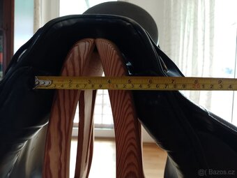 Prodám sedlo Passier Corona, posedlí 17, komora 33 (15 cm)., - 4
