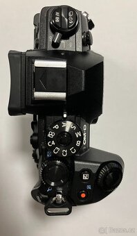 Olympus OM-D EM-1 MK III - 4