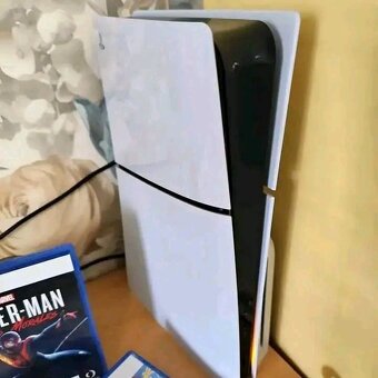 PlayStation 5 slim - 4