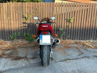 Yamaha Fazer 600 - 4