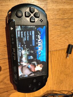 Prodám PSP 1004, super stav - 4