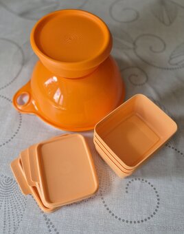 TUPPERWARE praktické nádoby - 4