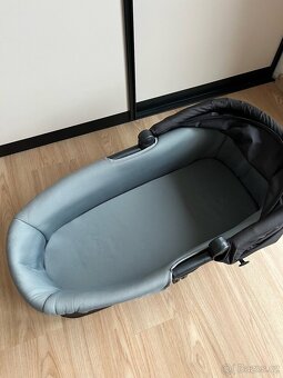 Korbička Thule Urban Glide 2 Bassinet Černá - 4