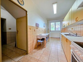 prosluněný zděný dům 4+1 s garáží a zahradou 600m2 - 4