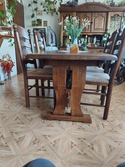 Jídelní stůl a židle - 4