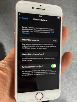Apple iPhone 7 32GB Rose Gold perfektní stav - 4