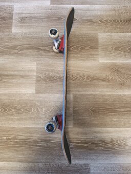 Skateboard 500kč - 4