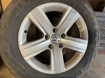 VW 6,5jx16 et33, letní 215/60 - 4