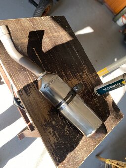 Akrapovic titan karbon - 4