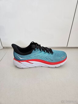 Hoka Clifton 8 - 4