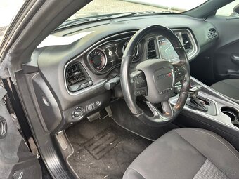 Dodge Challenger 6.4 SRT SCATPACK - 4