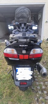 Suzuki Burgman 650 Executive - 4