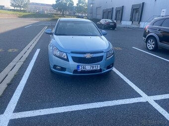 Chevrolet Cruze 1.6i - 4