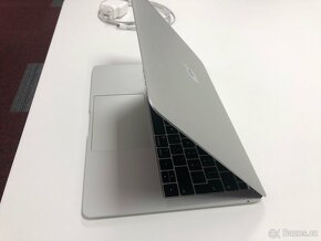 MacBook Air 13inch A1932 SLEVA - 4
