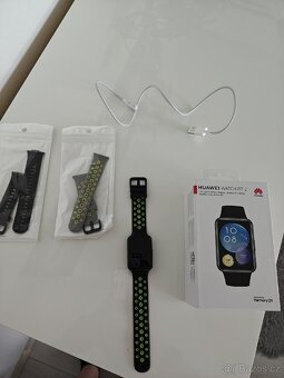 Prodám chytré hodinky Huawei watch fit 2 černé. - 4