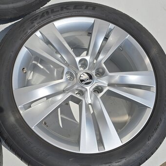KOLA SKODA KAROQ SUPERB III 215/50R18 92W 18" ET45 - 4