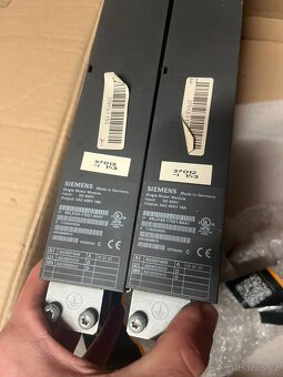 Servoměnič Siemens 6SL3120-1TE21-8AA1 - 4